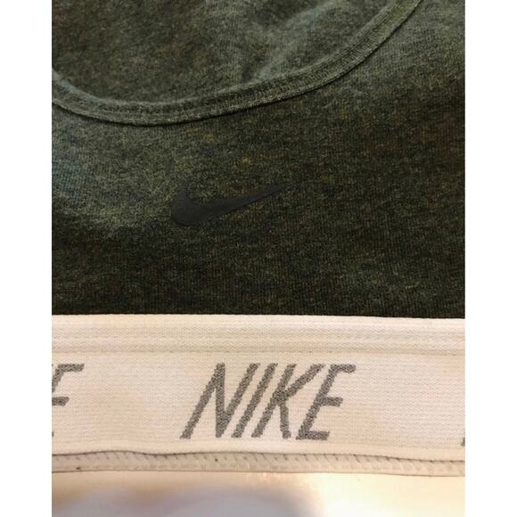 Nike sports bra - Picture 5 of 5